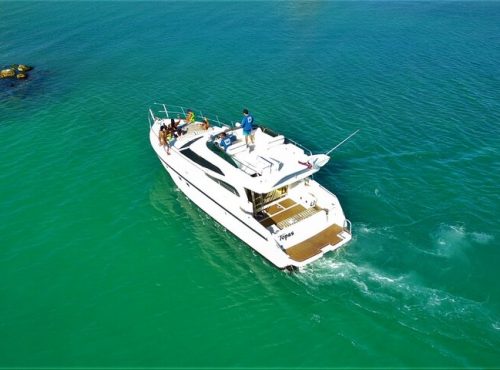 Azimut power yacht